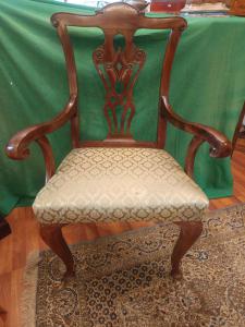 Elegante poltrona inglese